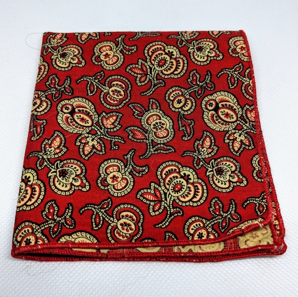 Vintage Cotton Pocket Square in Maroon and Gold